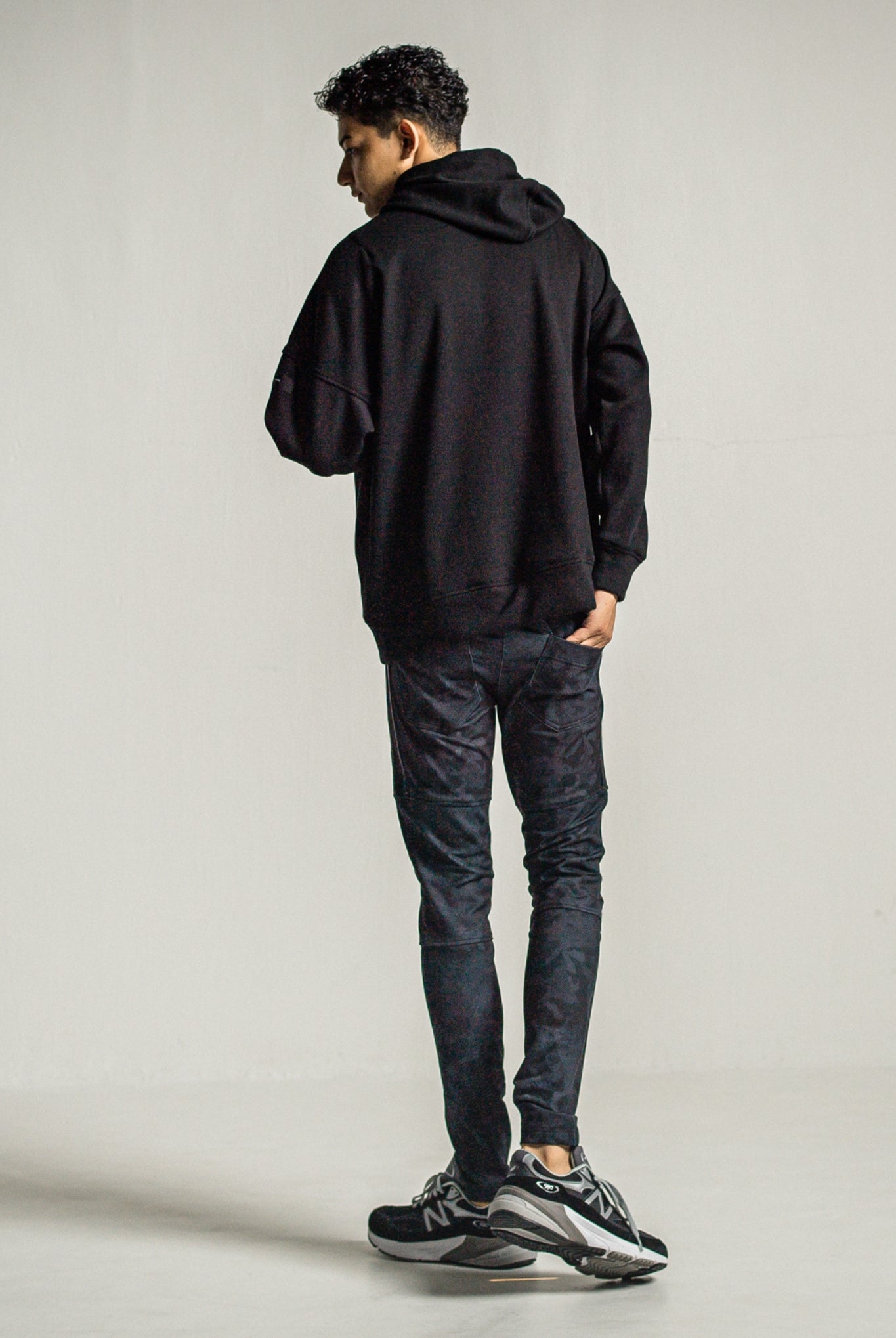 Johnson LINE HEAT PT RC34-ST-009H パンツ スーパータイトテーパード ユニセックス 裏起毛 吸湿 保温 360°ストレッチ ファスナーポケット / BKCAMO