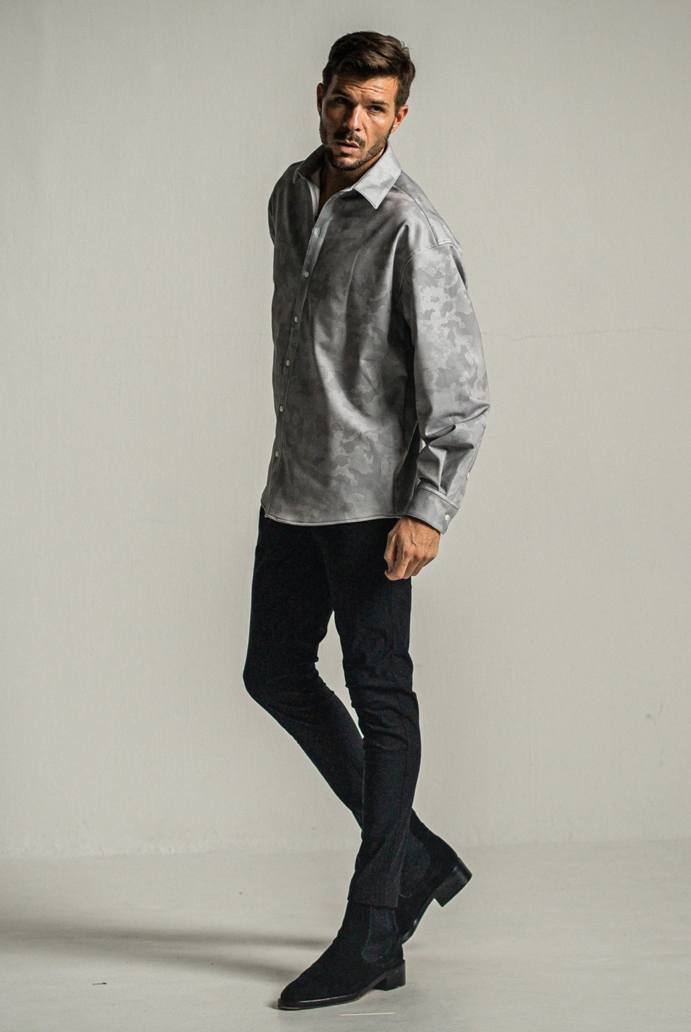 CHRIS EASY HEAT TUCK PANTS RC34-ST-016HT スラックス イージーパンツ ユニセックス タイトテーパード 裏起毛 保温 蒸れにくい 360°ストレッチ ワンタック ベルト不要 / BLACK