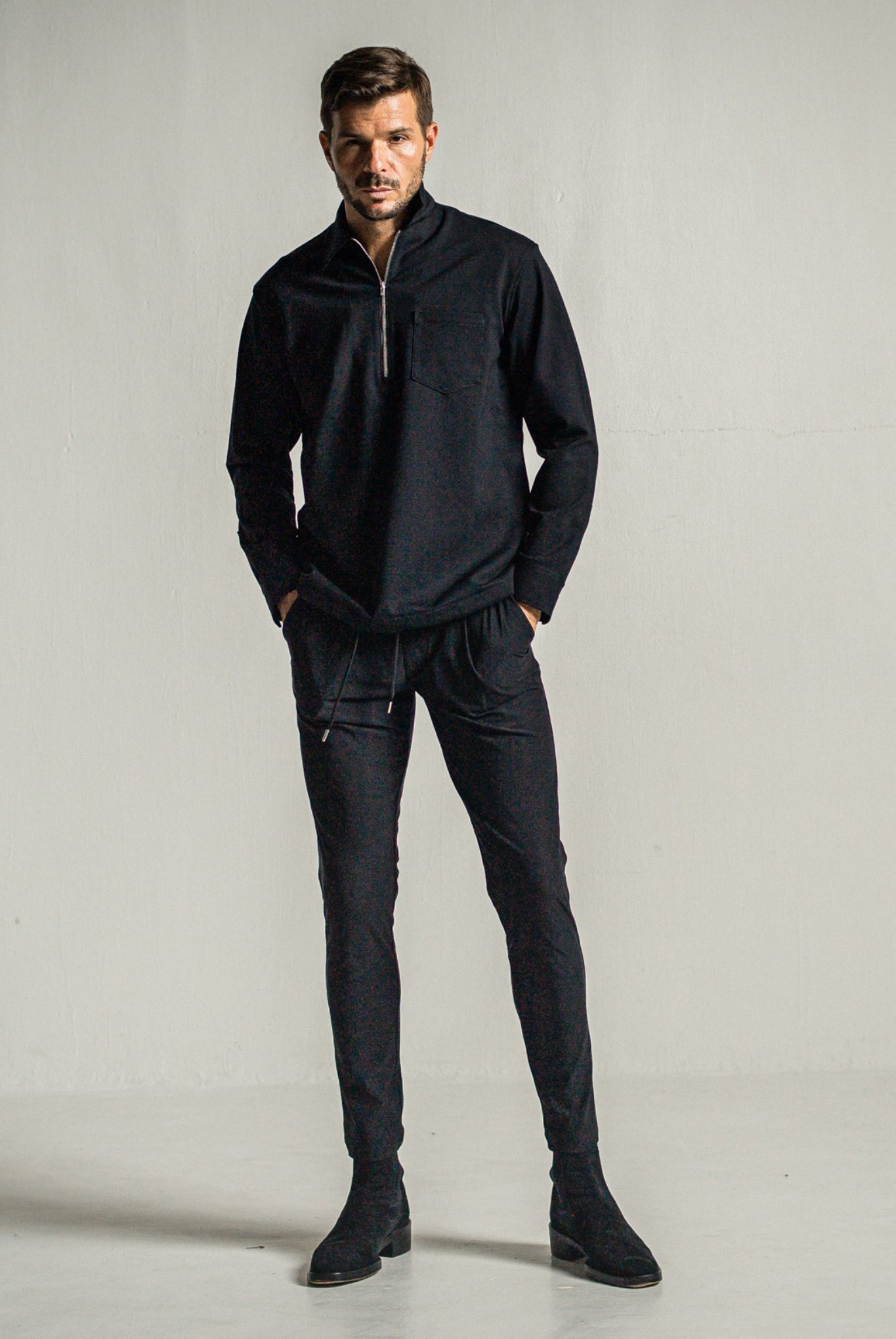 CHRIS EASY HEAT TUCK PANTS RC34-ST-016HT スラックス イージーパンツ ユニセックス タイトテーパード 裏起毛 保温 蒸れにくい 360°ストレッチ ワンタック ベルト不要 / BLACK