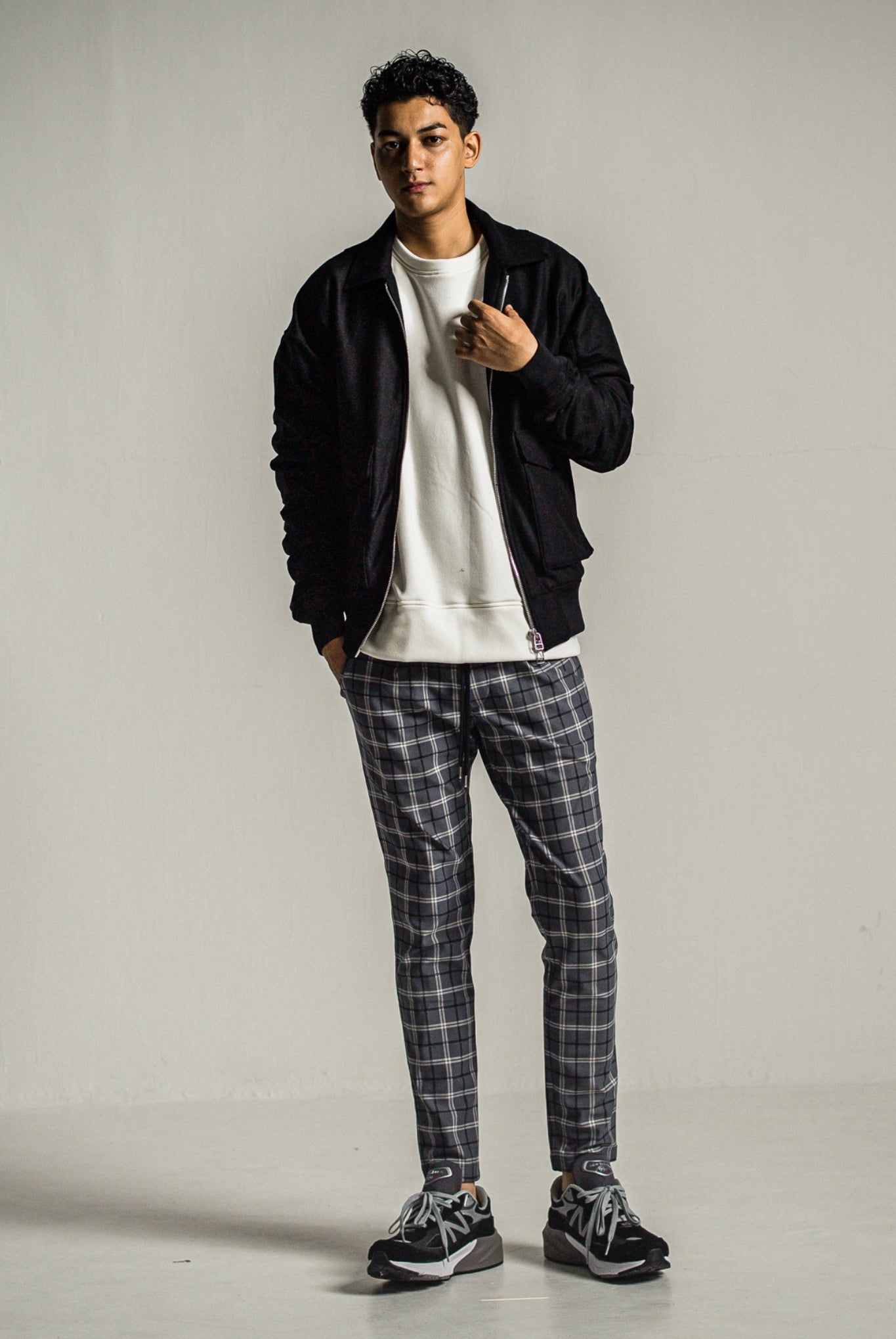 CHRIS EASY HEAT TUCK PANTS RC34-ST-016HT スラックス イージーパンツ タイトテーパード ユニセックス 裏起毛 保温 蒸れにくい 360°ストレッチ ワンタック ベルト不要 / CHECKGREY