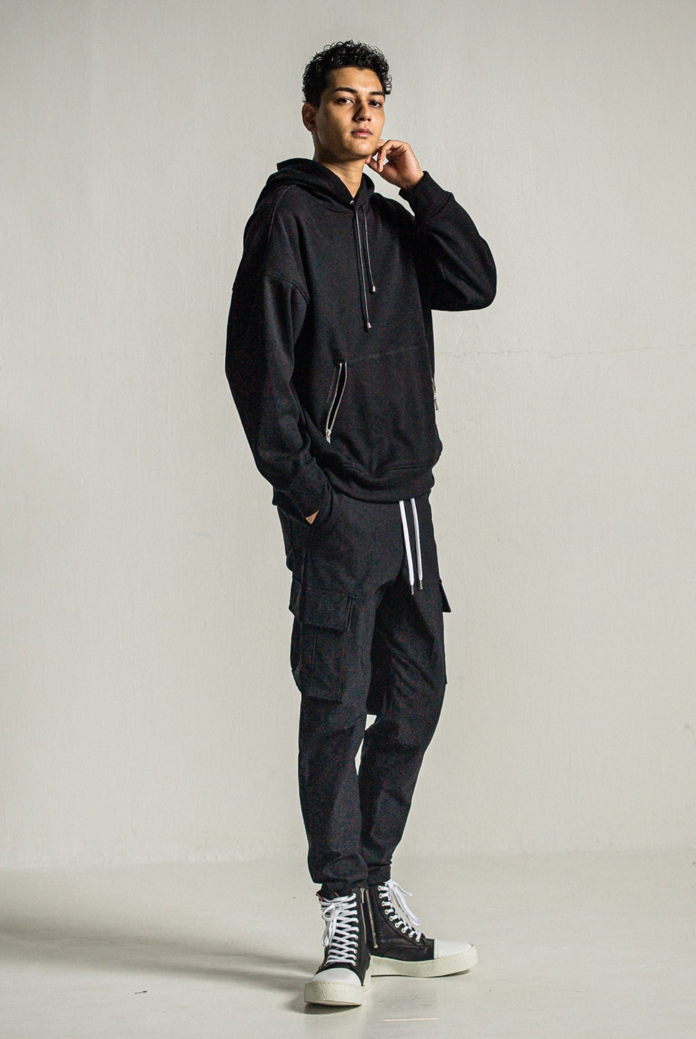 【TRANSIT SQUARE別注】 Roland HEAT cargo RC34-ST-029H カーゴパンツ セミルーズフィット 360°ストレッチ 美シルエット / BLACK