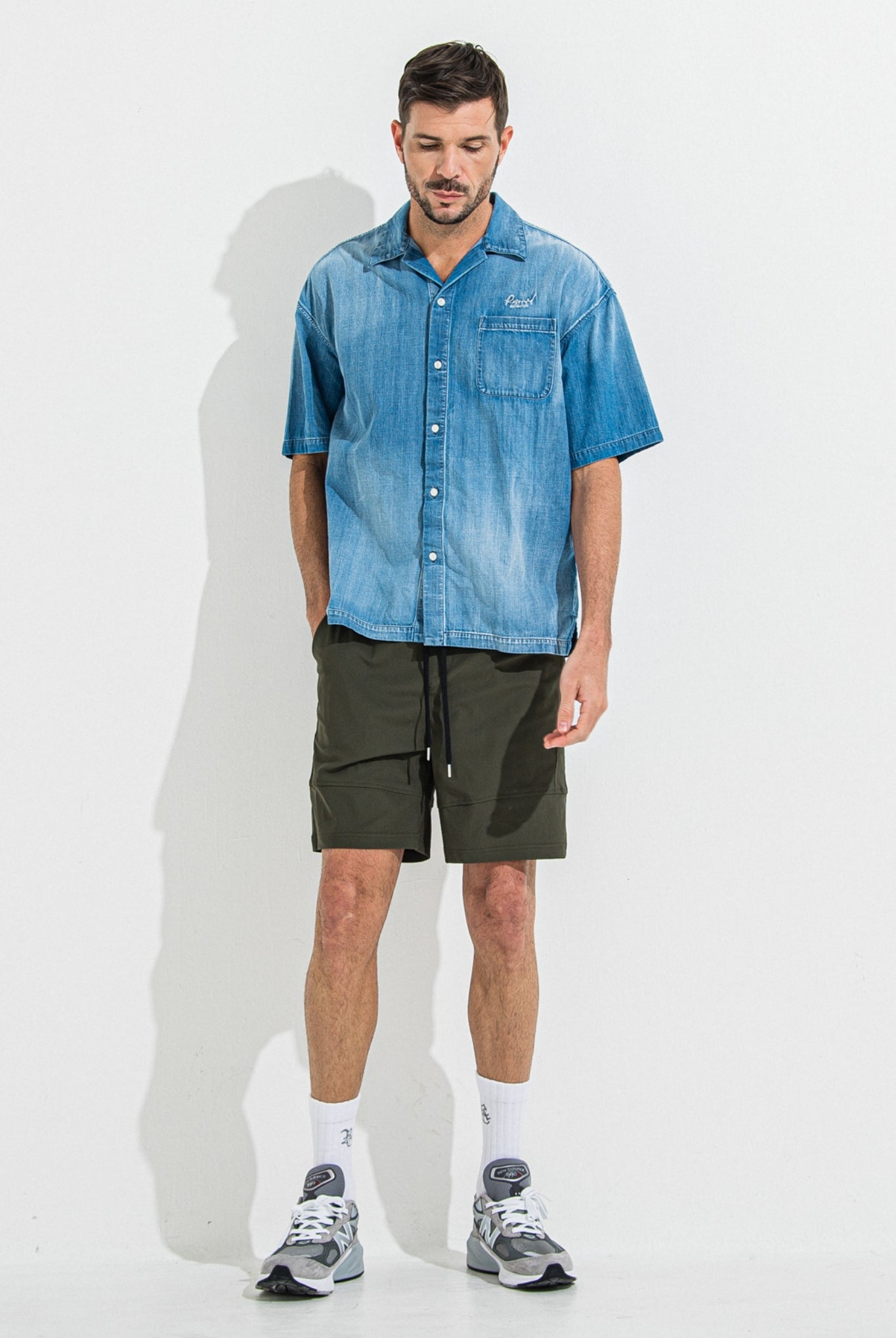 TYLER NYLON SHORTS RC36-HP-002 ショートパンツ 速乾性 ストレッチ しなやかな手触り / KHAKI