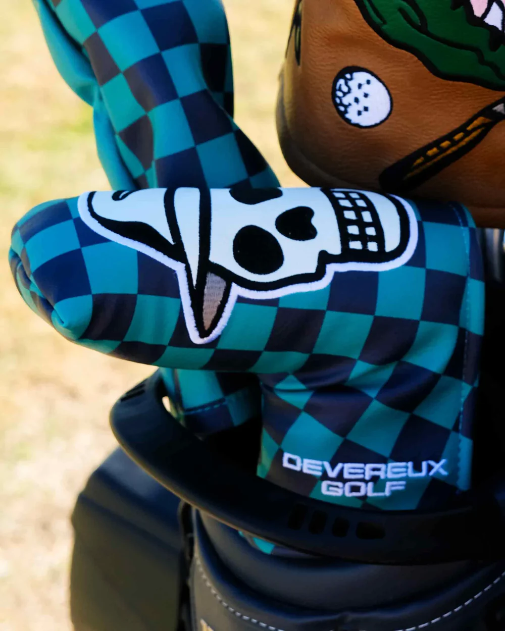 DEVEREUX GOLF Checker 24 Blade Putter Cover 763434837-BLUE/GREEN