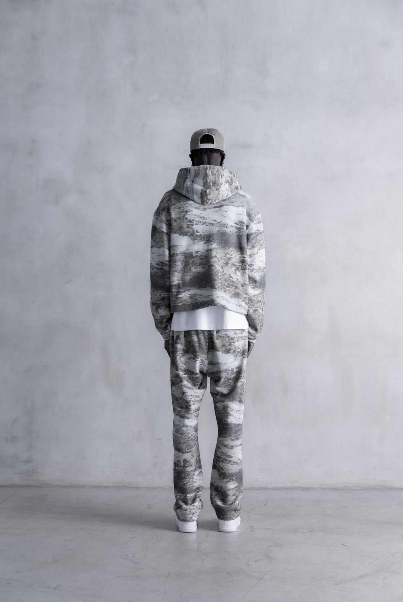 Sandland Camo Cropped Hoodie SLA-M3539HD フーディー 中厚手 なめらか 吸湿 吸水 セットアップ / Sandlands Camo Print