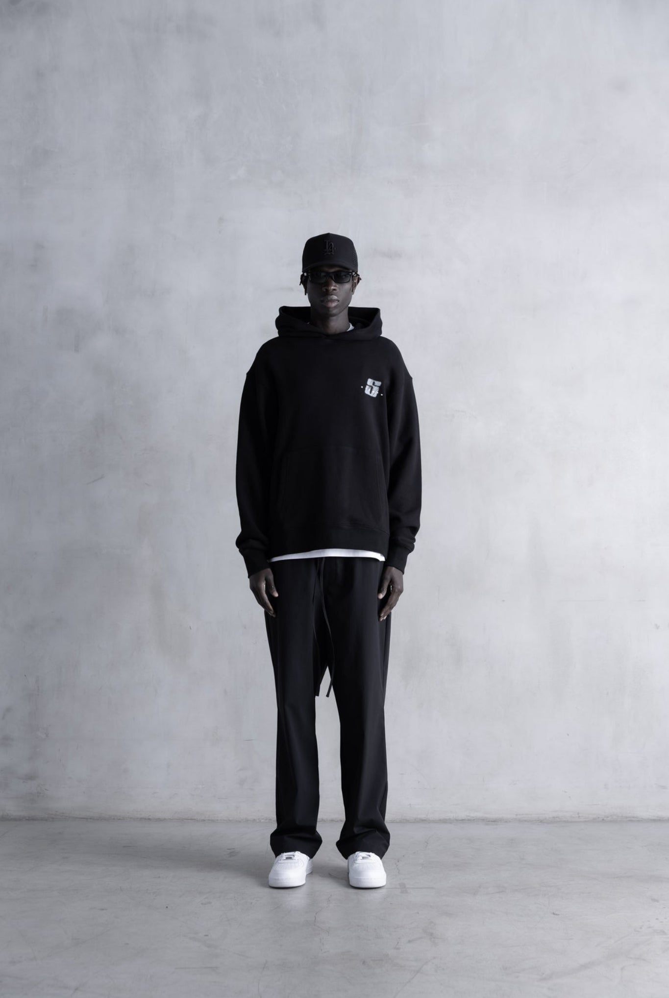 F24 Transit Core Hoodie SLA-M3540HD フーディー 中厚手 なめらか 吸湿 吸水 / Black
