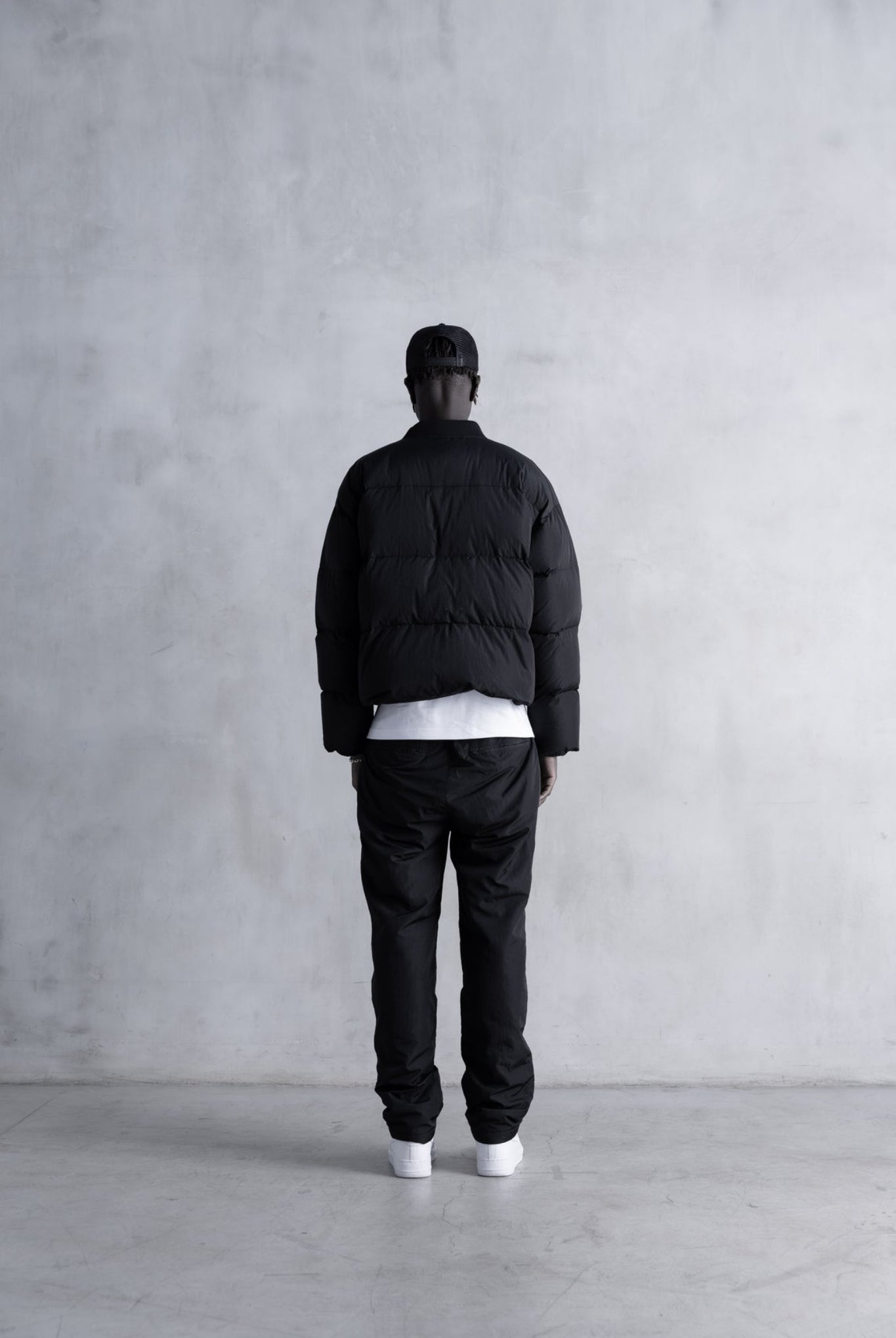 Puffer Relaxed Pant SLA-M3542PT ナイロンパンツ 軽量 中綿 ゴムウエスト ドローコード / BLACK