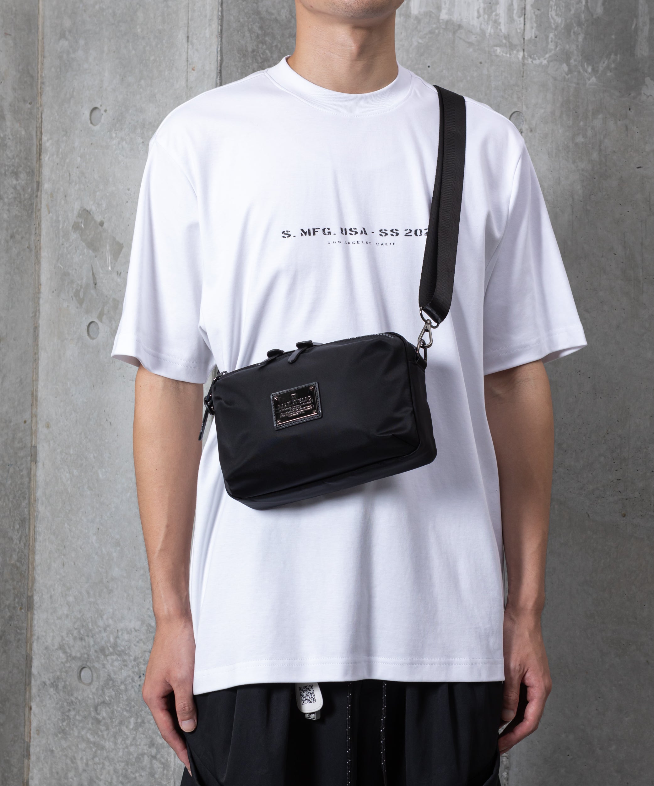 MAKAVELIC MARK SHOULDER BAG & POUCH