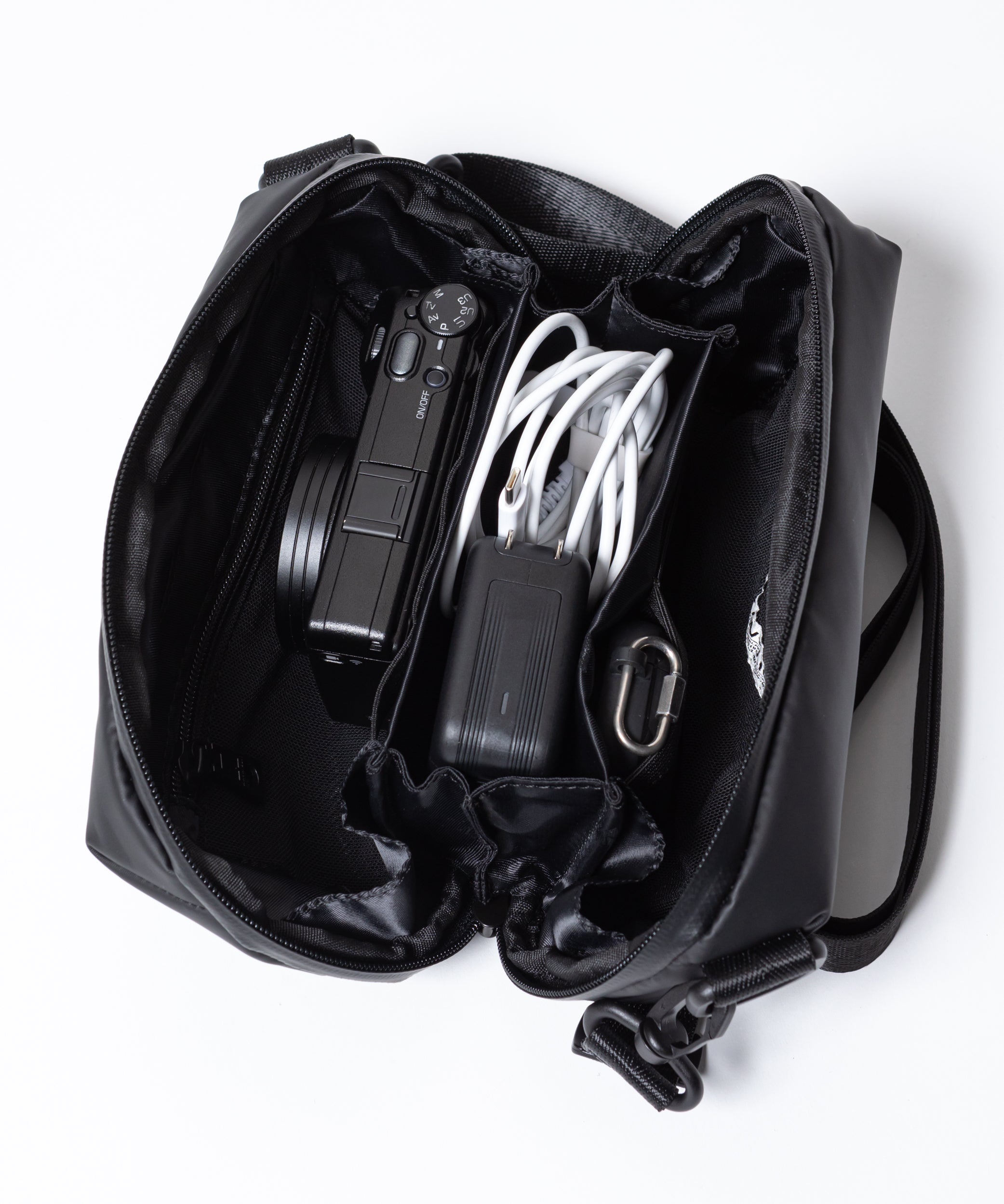 MAKAVELIC SORT MULTI POUCH