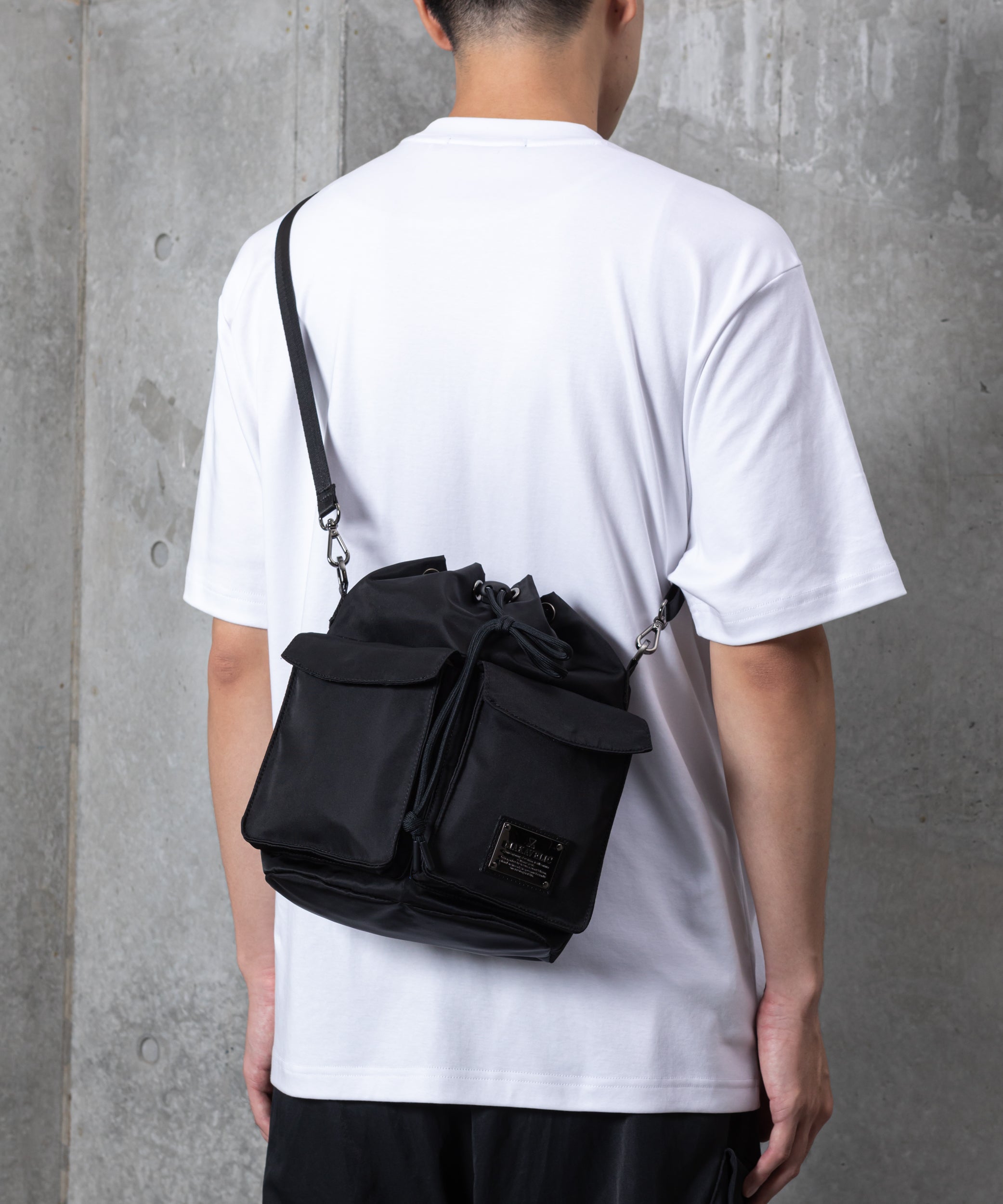 MAKAVELIC DOUBLE POCKET SHOULDER POUCH