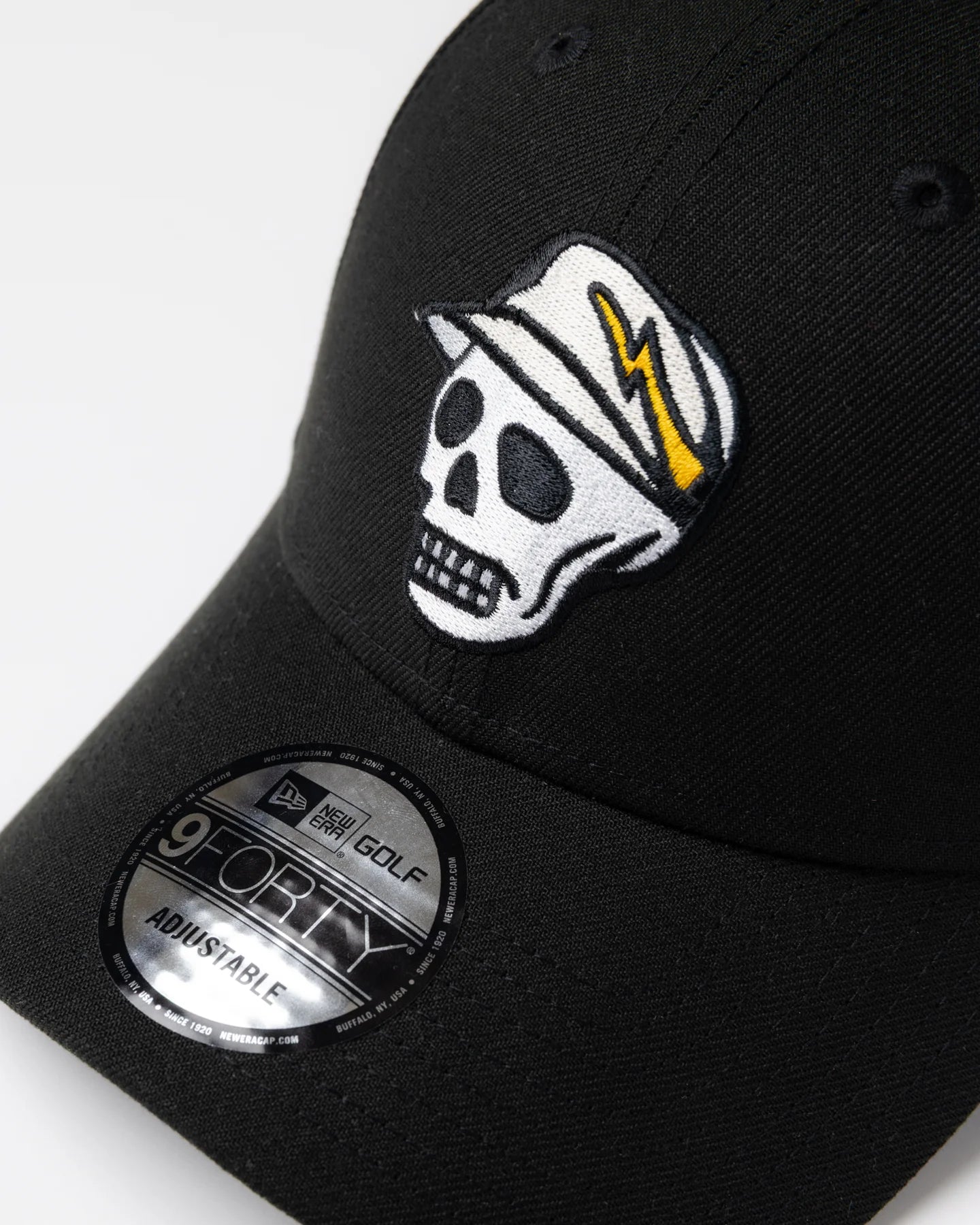 【DVG × NEW ERA®】 SKULL CAP 075762801-BLACK
