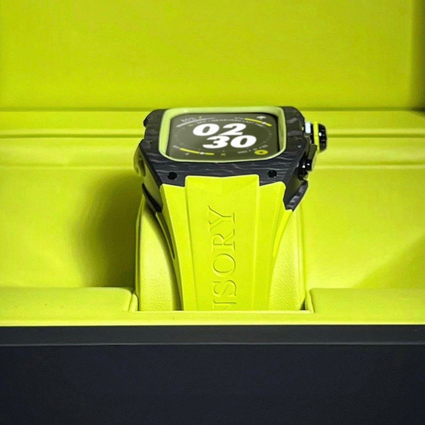 GOLDEN CONCEPT ゴールデンコンセプト Apple Watch  Case - RSM45 -Lime Bliss