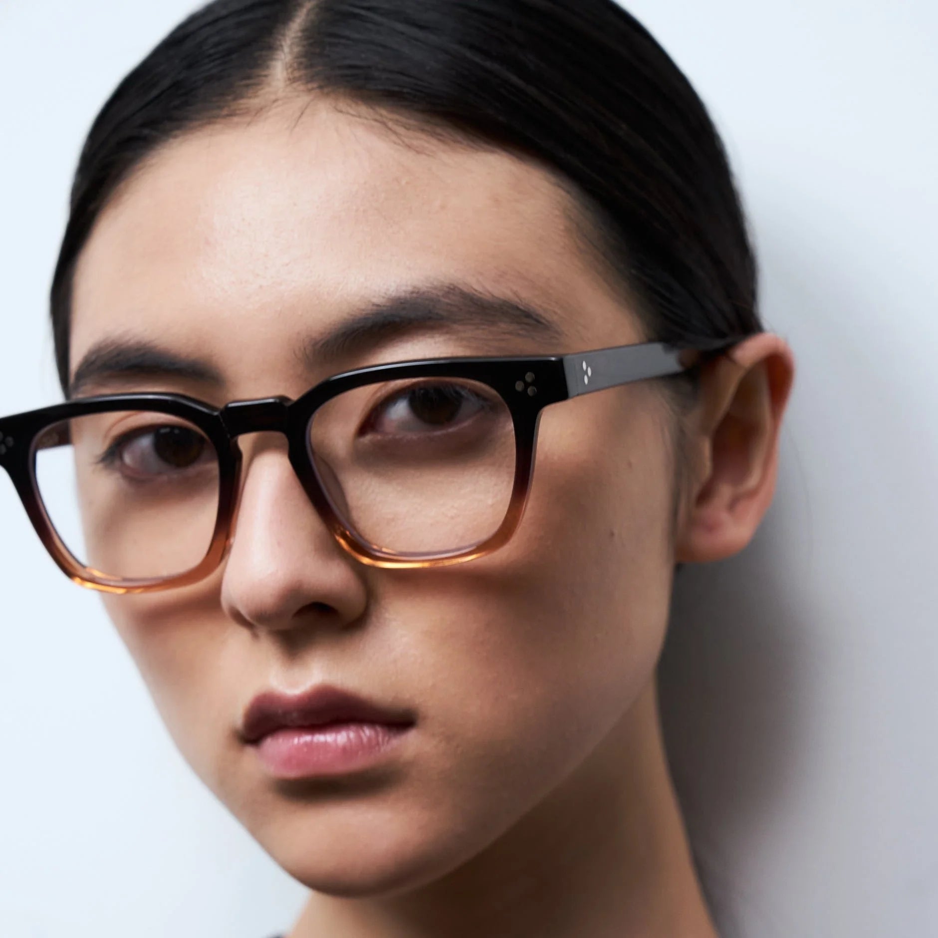 Calipso 2431 13 09 アイウェア / Brown Gradient