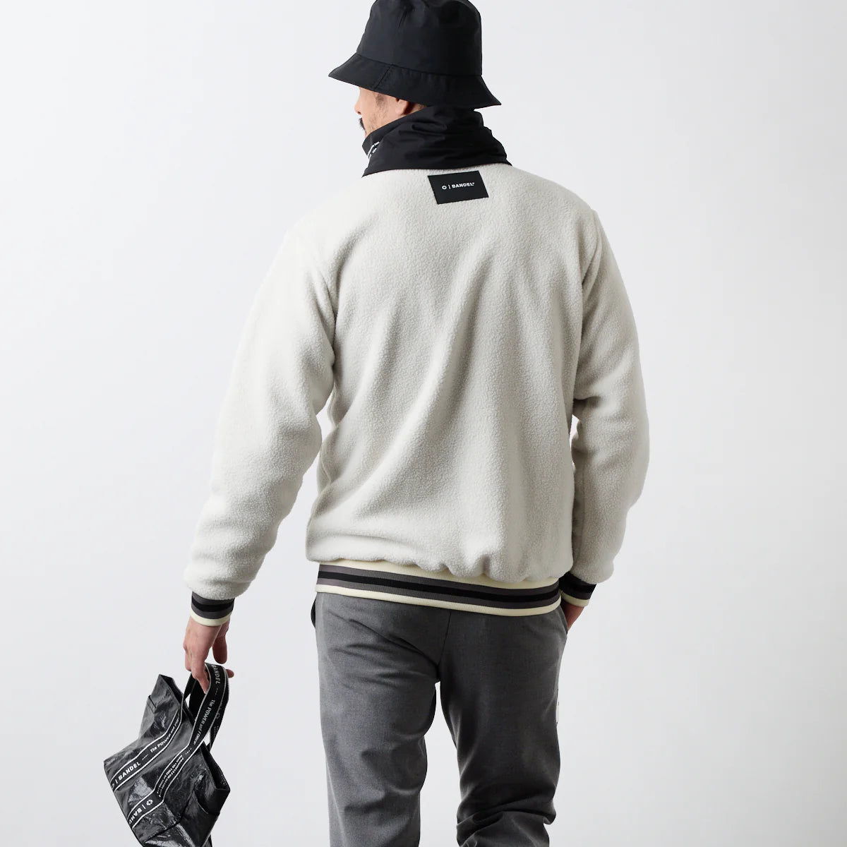 BANDEL GOLF スタンドカラー フリースブルゾン BEIGE