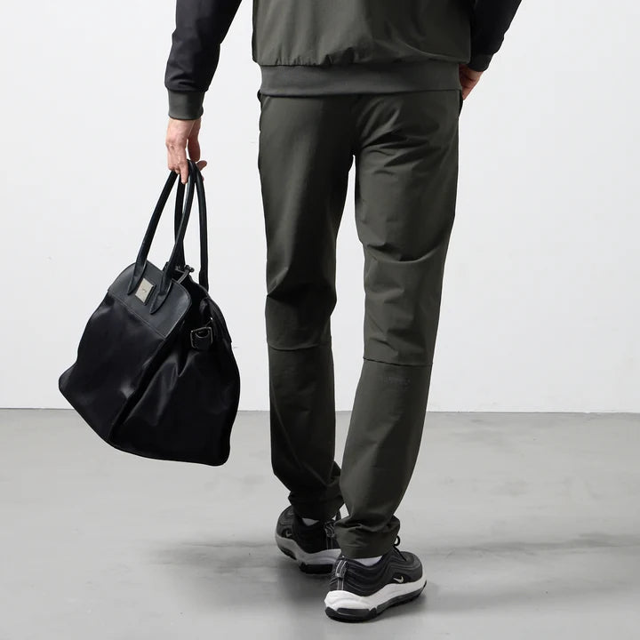 BANDEL GOLF シェルパンツ
