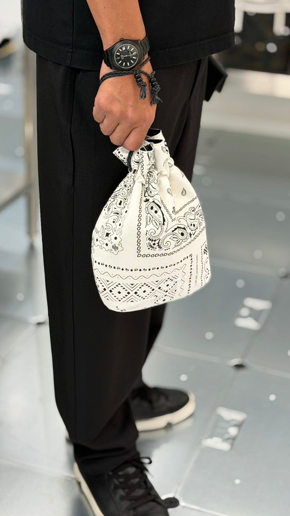 ※予約販売 GENTIL BANDIT スエード巾着バッグ TRANSIT SQUARE別注モデル