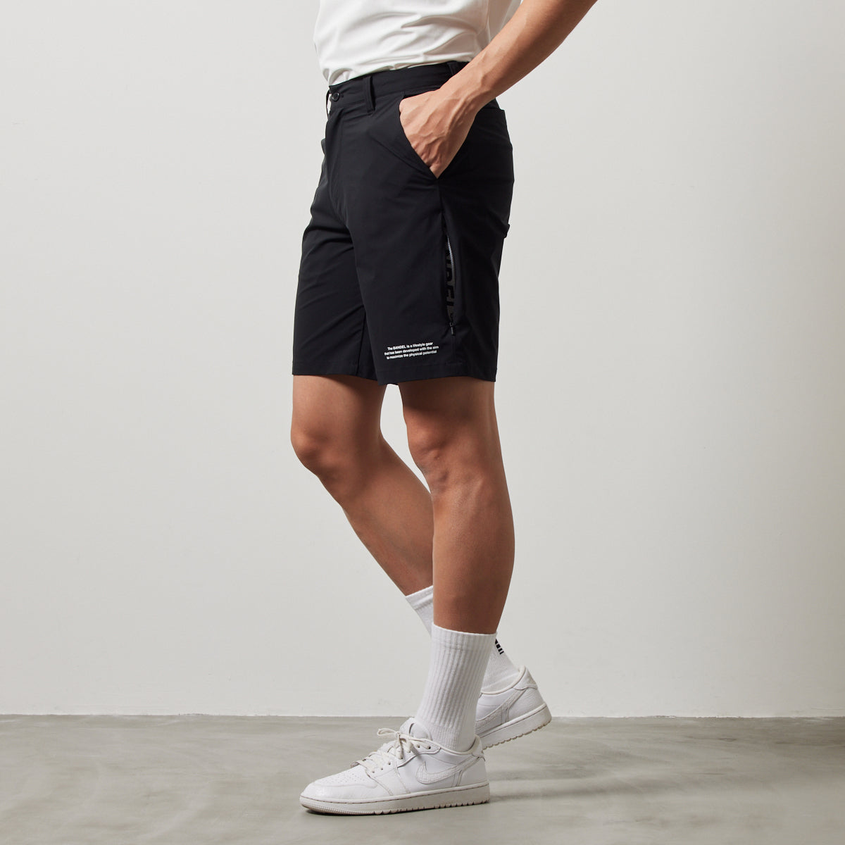 BANDEL GOLF VENTILATION WOVEN HALF PANTS