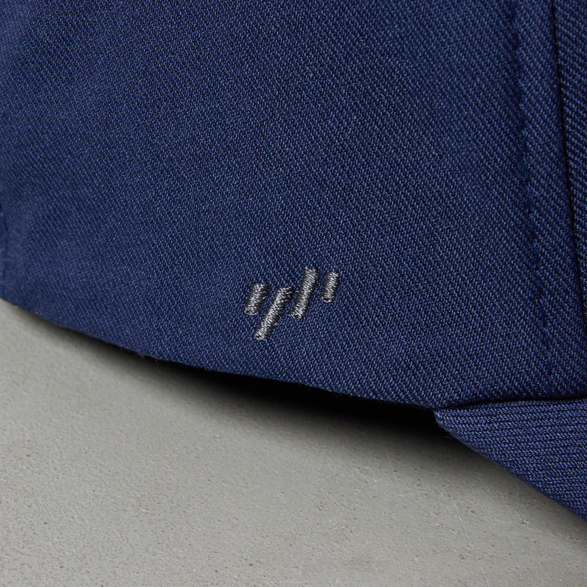 COOL&DRY ITALIC LOGO CAP BG-46CDICP キャップ / NAVY