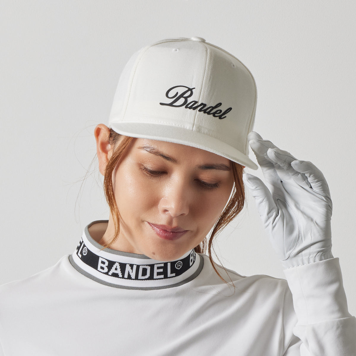 CURSIVE LOGO FLATVISOR CAP BG-46CLFCP キャップ 吸湿 伸縮 / WHITE