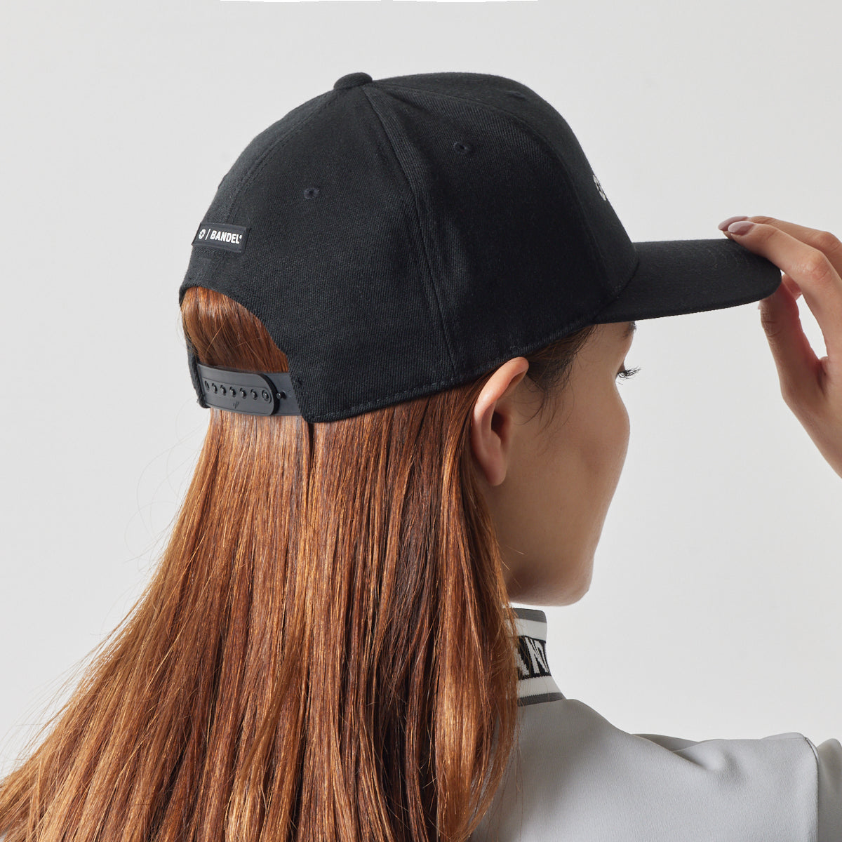 ESSENTIAL LOGO FLATVISOR CAP BG-46EFVCP キャップ / BLACK