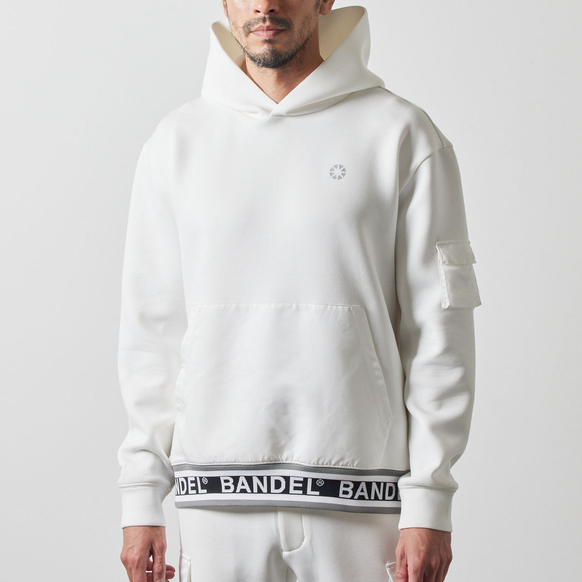 NYLON POCKET P/O HOODIE BGS-4ANPHD 軽量 ダンボール素材 異素材MIX セットアップ / WHITE