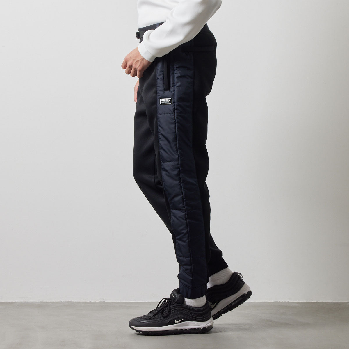 SIDE PUFFER TRACKPANTS BGS-4ASPTP トラックパンツ インベル 軽量 保温 中綿 動きやすい セットアップ / BLACK