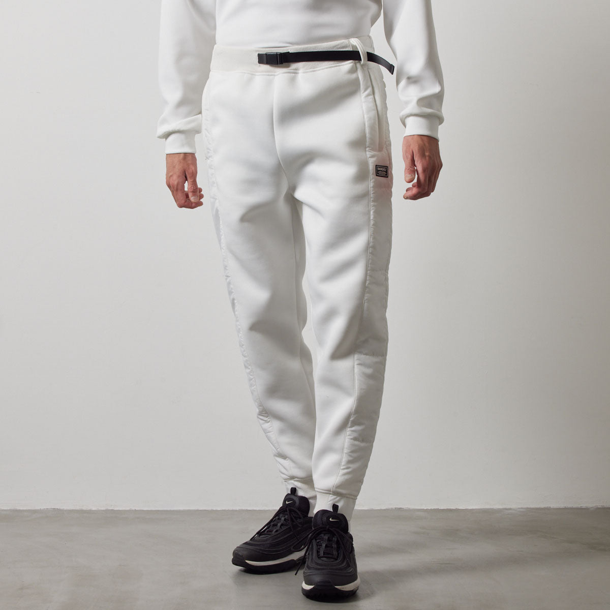 SIDE PUFFER TRACKPANTS BGS-4ASPTP トラックパンツ インベル 軽量 保温 中綿 動きやすい セットアップ / WHITE