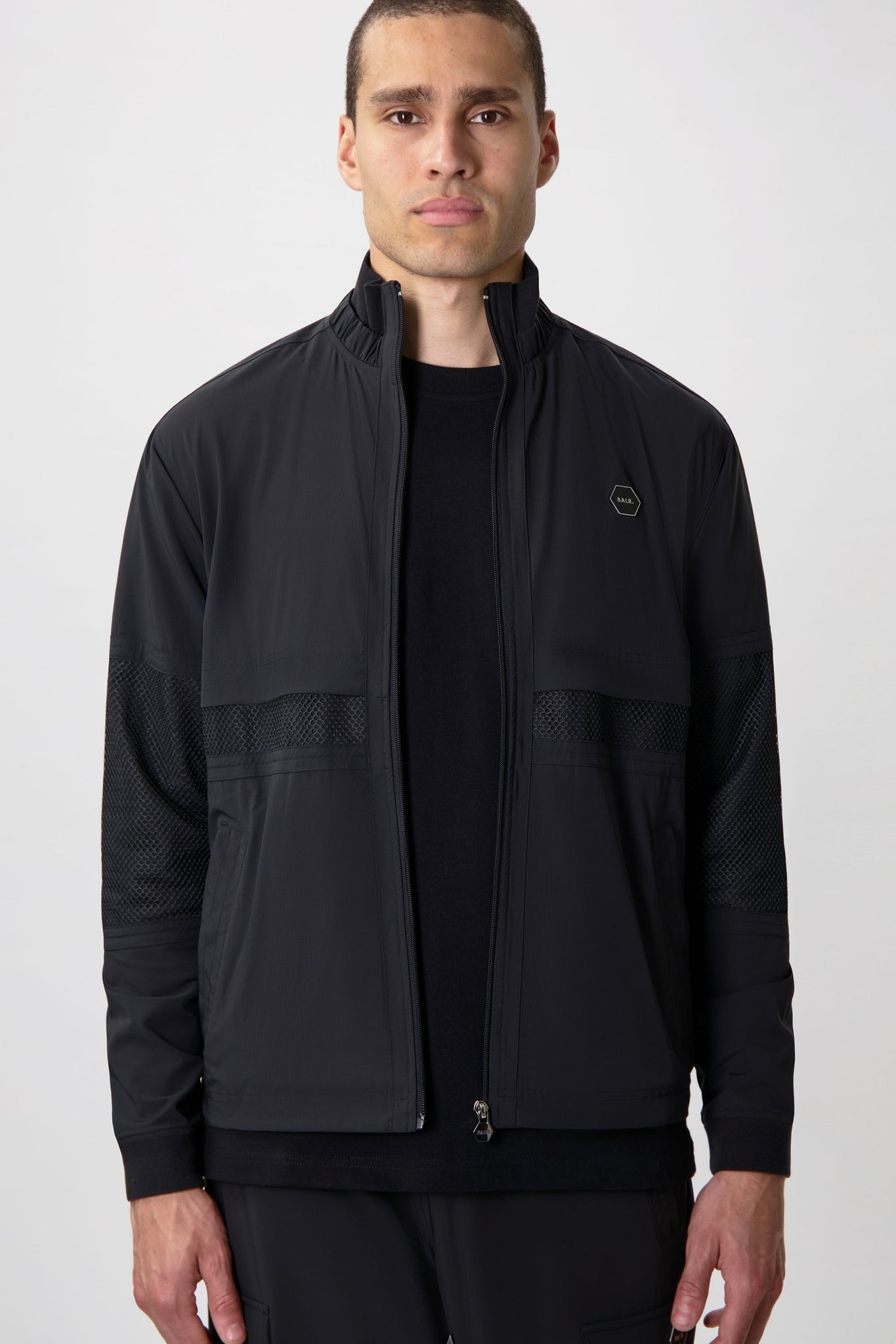 Hexline Regular Fit Track Jacket B1387.1022 トラックジャケット / Jet Black