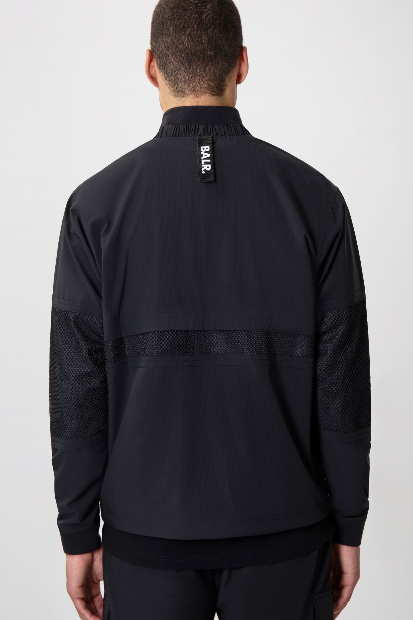 Hexline Regular Fit Track Jacket B1387.1022 トラックジャケット / Jet Black