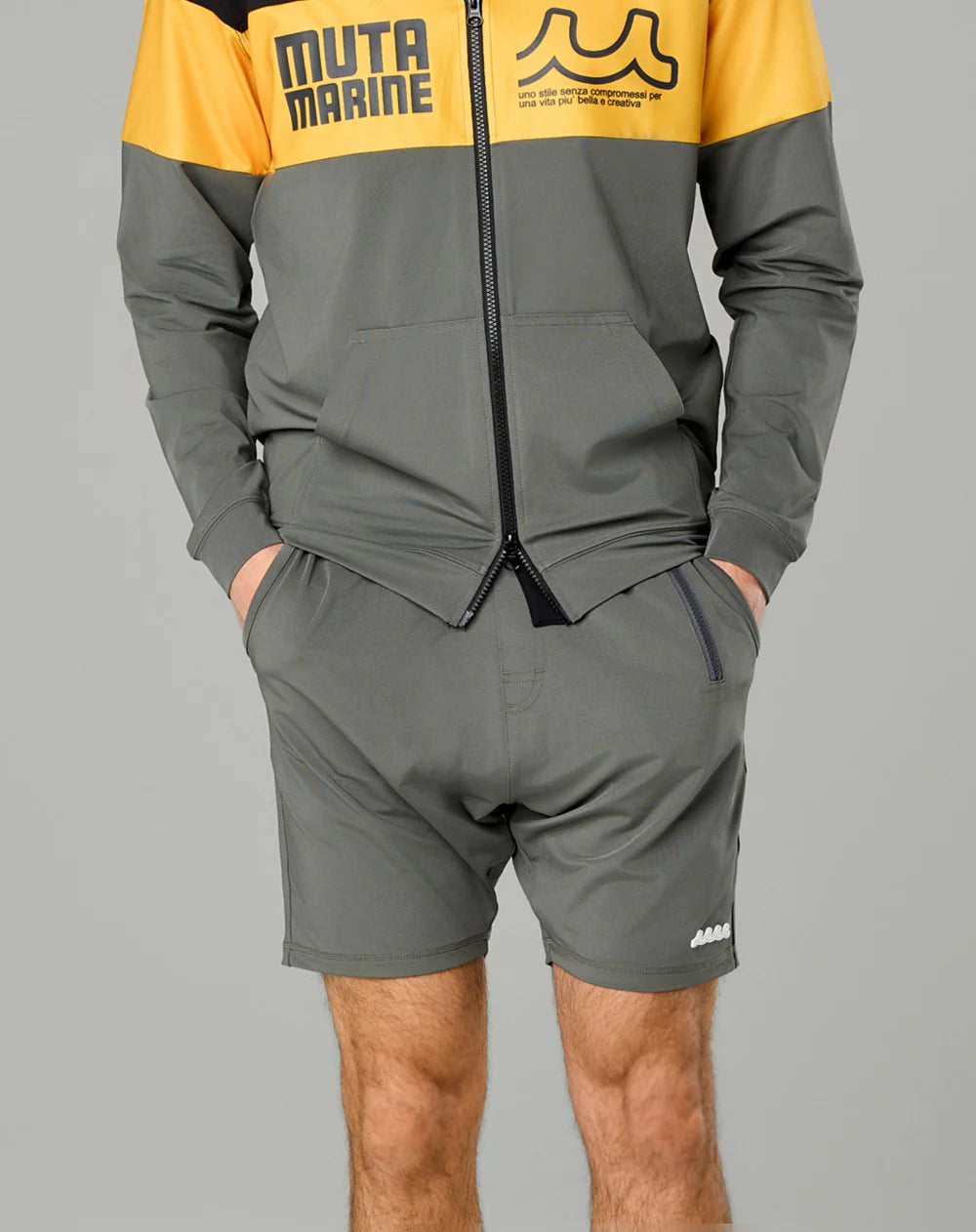 ラッシュショートパンツ CHARCOAL GREY