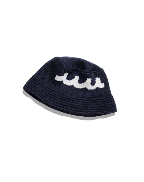 muta MARINE ACANTHUS × muta MARINE Wave Logo Knit Bucket Hat