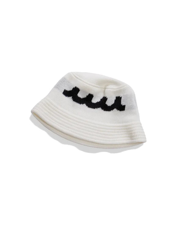 muta MARINE ACANTHUS × muta MARINE Wave Logo Knit Bucket Hat