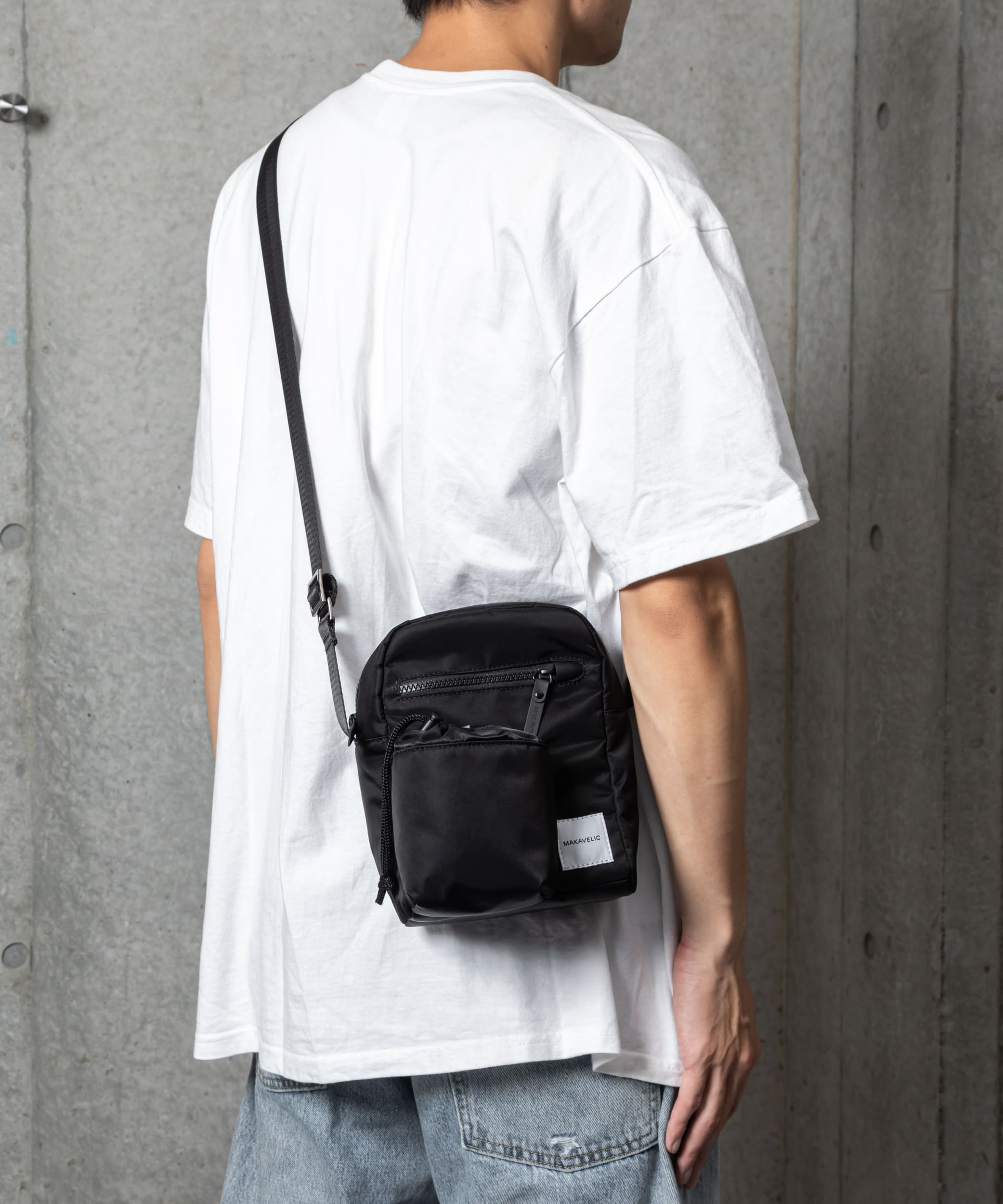 MAKAVELIC Active Pocket Shoulder Bag